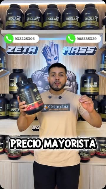 Tienda Zeta Mass Supplements con estantes de Optimum Nutrition